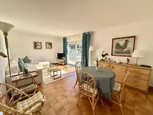 Location saisonnière T2 résidence avec piscine Sainte-Maxime  