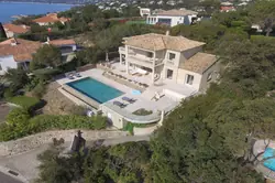 Location saisonnière Villa  avec superbe vue mer  Les Issambres  