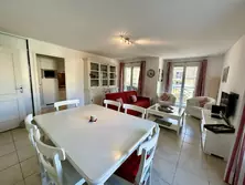 Location saisonnière T3 centre ville Sainte-Maxime  Location saisonnière T3 centre ville Sainte-Maxime