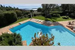 Location saisonnière Villa vue mer avec piscine Grimaud  