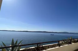 Location saisonnière APPARTEMENT T5  Sainte-Maxime  