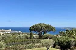 Location saisonnière Villa neuve vue mer avec piscine Sainte-Maxime  