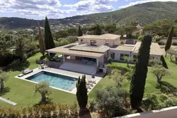 Location saisonnière Villa neuve vue mer avec piscine Sainte-Maxime  