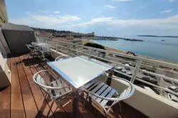 Location saisonnière T3 vue mer en centre ville Sainte-Maxime  
