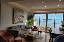 Location saisonnière T3 vue mer en centre ville Sainte-Maxime  