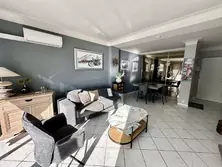 Location saisonnière T2 vue mer centre Sainte-Maxime  