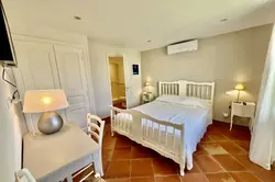 Location saisonnière Villa vue mer et piscine Grimaud  