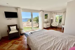 Location saisonnière Villa vue mer et piscine Grimaud  
