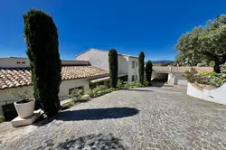 Location saisonnière Villa vue mer et piscine Grimaud  