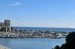 Location saisonnière T2 avec vue sur mer Sainte-Maxime  