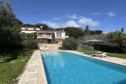 Location saisonnière Villa avec piscine privée Sainte-Maxime  