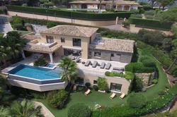 Location saisonnière Villa avec trés jolie vue mer et piscine Sainte-Maxime  