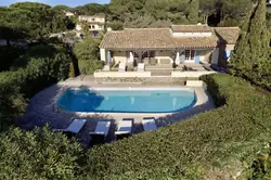 Location saisonnière Villa avec piscine et vue sur mer Sainte-Maxime  