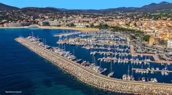 Location saisonnière Villa avec piscine et vue sur mer Sainte-Maxime  