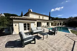 Location saisonnière Villa vue mer avec piscine Sainte-Maxime  