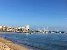 Location saisonnière Studio avec vue sur mer Sainte-Maxime  Location saisonnière Studio avec vue sur mer Sainte-Maxime