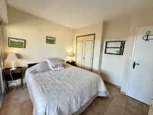 Location saisonnière T3 en résidence avec piscine Sainte-Maxime Location saisonnière T3 en résidence avec piscine Sainte-Maxime