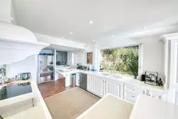 Location saisonnière Villa avec vue mer et piscine Grimaud  