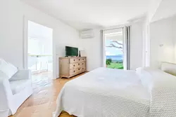 Location saisonnière Villa avec vue mer et piscine Grimaud  