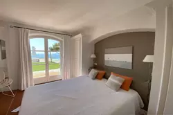 Location saisonnière Villa avec piscine et superbe vue mer Sainte-Maxime  