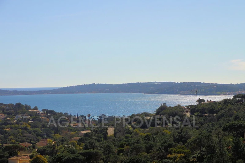 Location saisonnière Maison vue mer et piscine collective Sainte-Maxime  