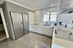 Location saisonnière Villa avec piscine proche de la plage Sainte-Maxime  