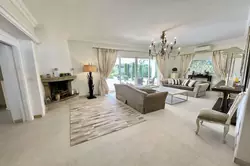 Location saisonnière Villa avec piscine proche de la plage Sainte-Maxime  