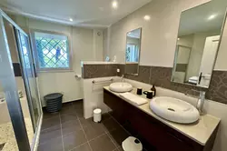 Location saisonnière Villa avec piscine proche de la plage Sainte-Maxime  