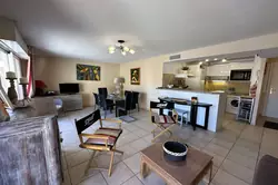 Location saisonnière Appartement f2 + garage centre ville Sainte-Maxime  