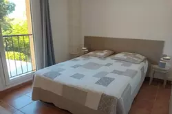 Location saisonnière Villa SAINT-CYPRIEN LECCI  