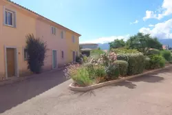 Location saisonnière Villa SAINT-CYPRIEN LECCI  