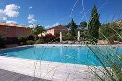 Location saisonnière Villa SAINT-CYPRIEN LECCI  