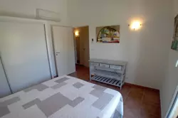 Location saisonnière Villa SAINT-CYPRIEN LECCI  