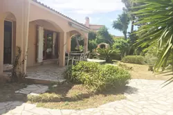 Location saisonnière Villa SAINT-CYPRIEN LECCI  