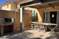 Location saisonnière Villa SAINT-CYPRIEN LECCI  