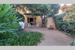 Location saisonnière Villa SAINT-CYPRIEN LECCI  
