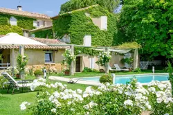 Location saisonnière Mas Robion  