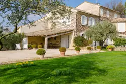 Location saisonnière Mas Robion  