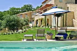 Location saisonnière Mas Gordes  