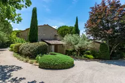 Location saisonnière Maison Gordes  