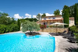 Location saisonnière Villa Roussillon  