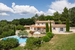 Location saisonnière Villa Roussillon  