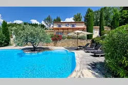 Location saisonnière Villa Roussillon  