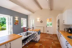 Location saisonnière Villa Roussillon  