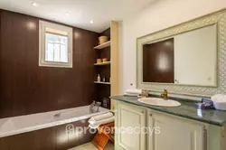 Location saisonnière Mas Murs  