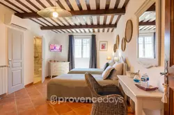 Location saisonnière Mas Murs  