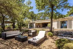 Location saisonnière Villa Roussillon  