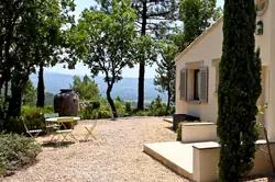 Location saisonnière Villa Roussillon  