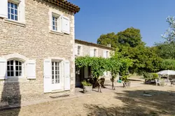 Location saisonnière Maison Saignon  
