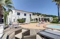 Location saisonnière Villa avec piscine Grimaud  